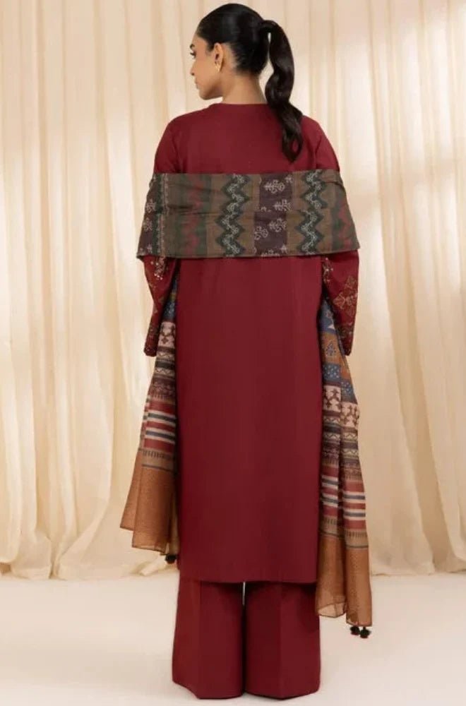 SAPPHIRE | Unstitched LAWN 3pcs Heavy Embroidered Suit With Chiffon Dupatta