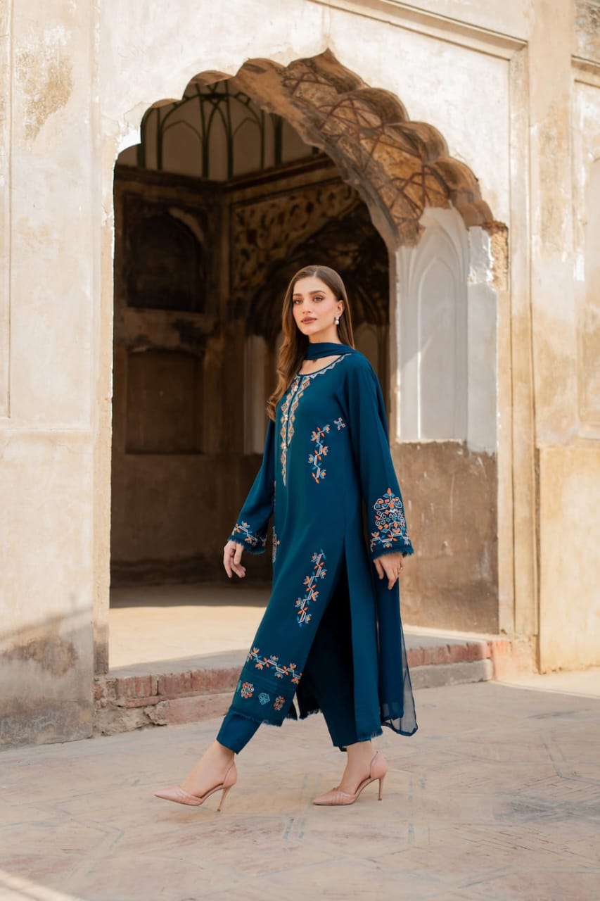 ZINC DHANAK 3Pcs Heavy Embroidered Suit