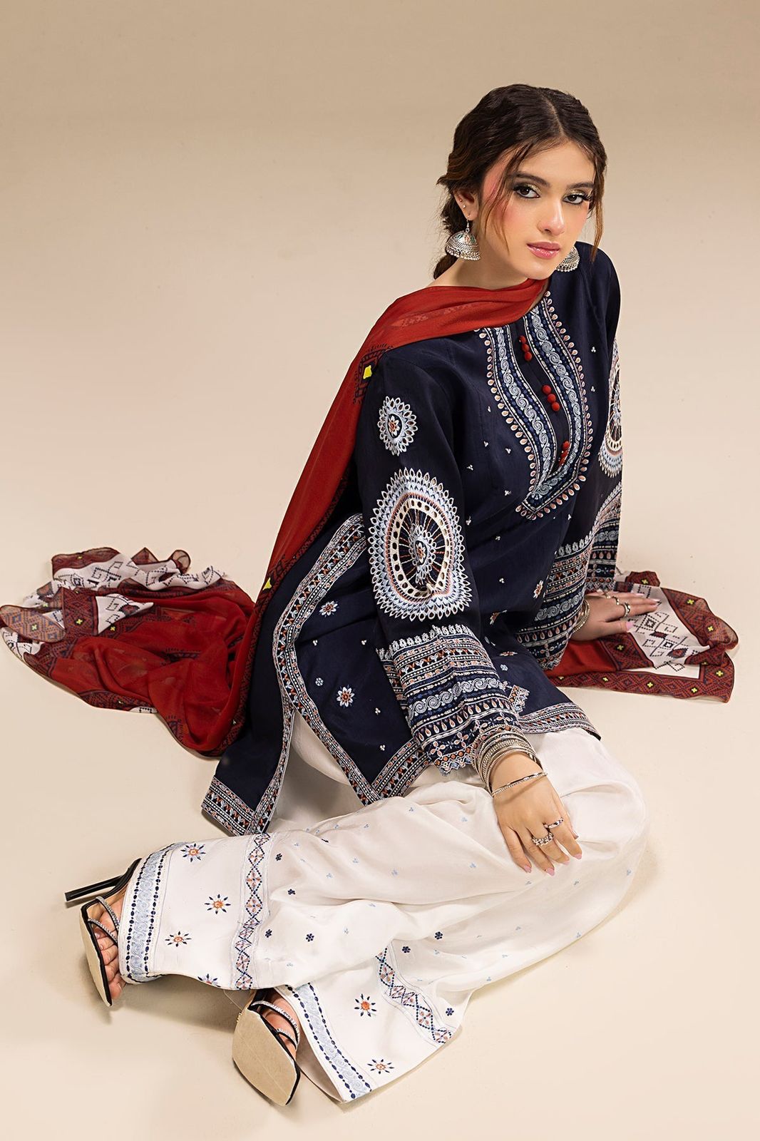 Jazmine - 3PC (Unstitched) Heavy Embroidered Lawn Suit.