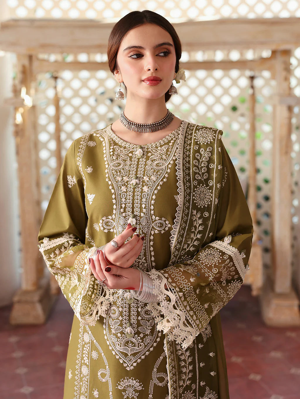 MAHNUR-3PC LAWN EMBROIDERED SHIRT WITH LAWN EMBROIDERED DUPATTA & TROUSER