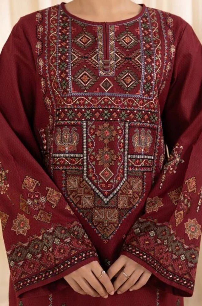 SAPPHIRE | Unstitched LAWN 3pcs Heavy Embroidered Suit With Chiffon Dupatta