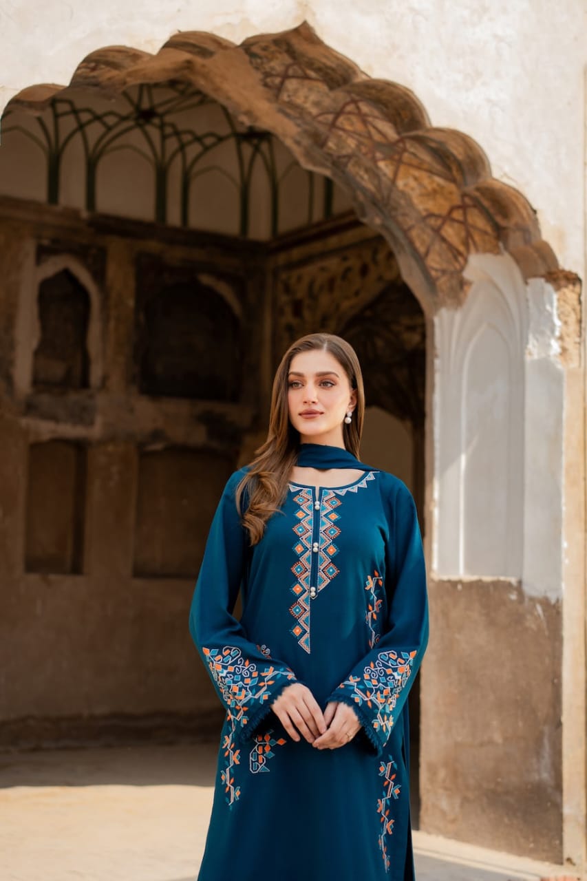 ZINC DHANAK 3Pcs Heavy Embroidered Suit