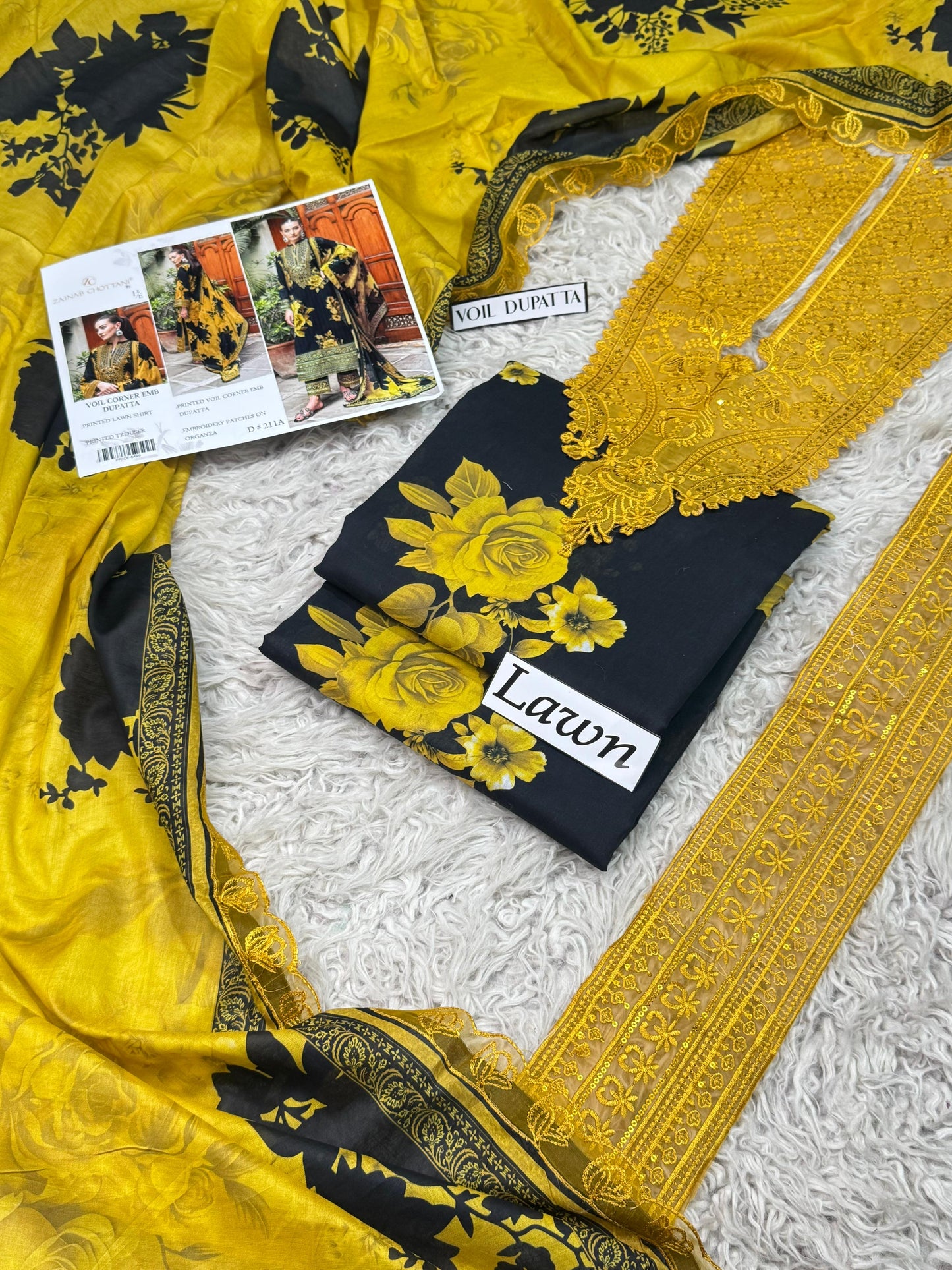 Zainab Chottani| Unstitched Lawn Suit 3pcs With Lawn Dupatta & Patches Eid Collection